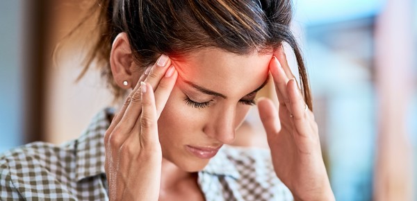 Мигрень и головная боль при физических нагрузках.